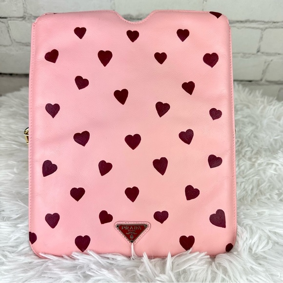 Prada Ipad case cover - Picture 1 of 11